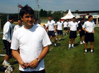 S-a dat credit antrenorului